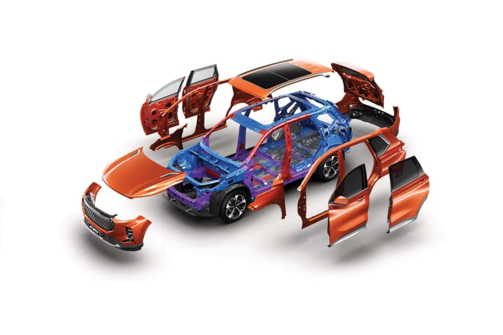 La estructura de la carrocería adopta una estructura de marco de circuito cerrado, lo que aumenta significativamente el nivel general de seguridad y rigidez del SUV Maxus D60